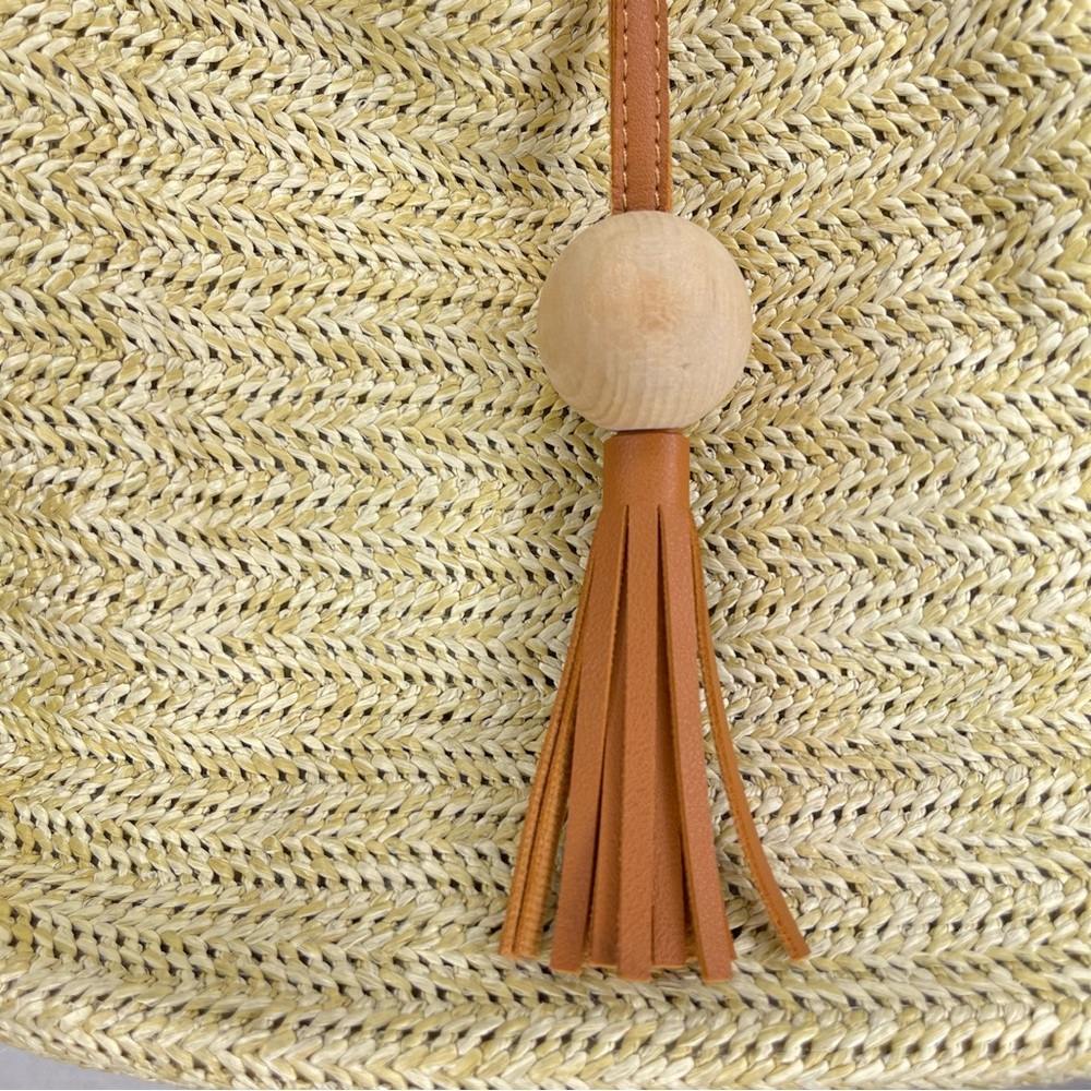 Straw Bag • Tassel • Beach • Boho • Summer • Spring - Picture 7 of 8